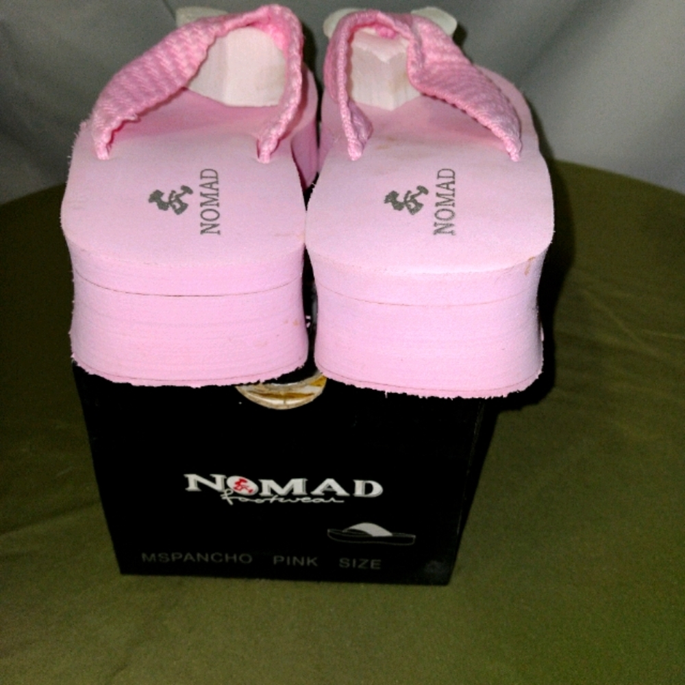 NIB Nomad Footwear Girls Pink wedge sandal - Picture 3 of 5
